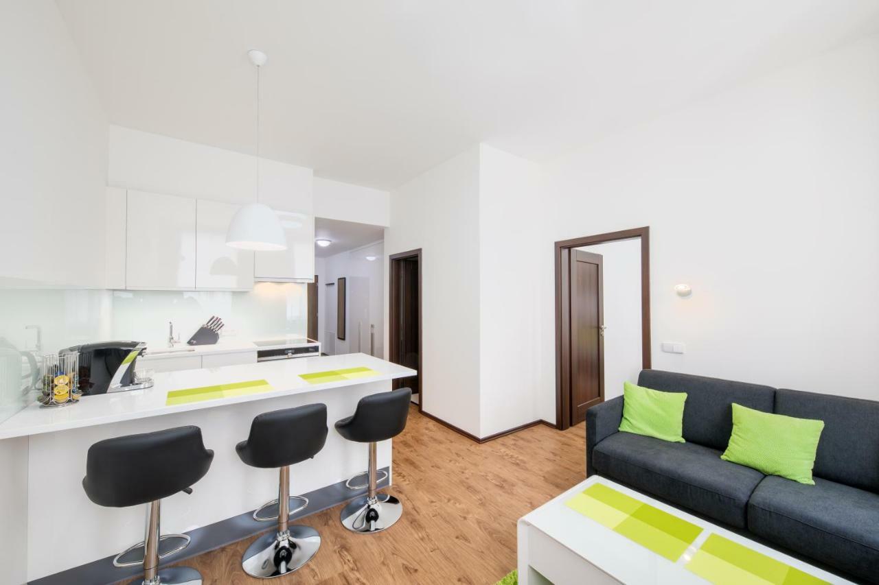 Apartment Near City Centre With Parking Place 프라하 외부 사진